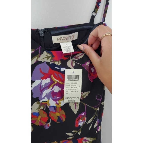 NWT Black Satin Floral Romper Arden B. Strappy Tie Waist , Sz L - Picture 3 of 10